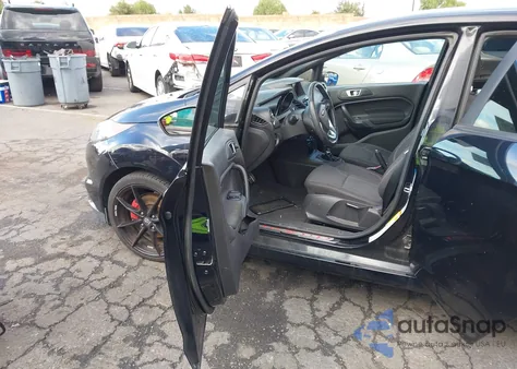 2017 Ford Fiesta St z USA, uszkodzony, nr VIN 3FADP4GX8HM143204